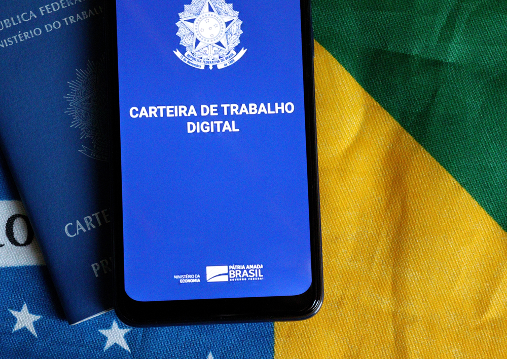 Carteira de trabalho digital: o que é, como tirar e usar?