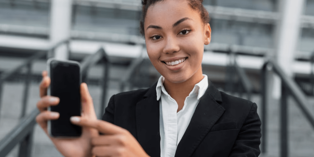 Controle de ponto pelo celular flexibilidade e eficiência no registro de horas